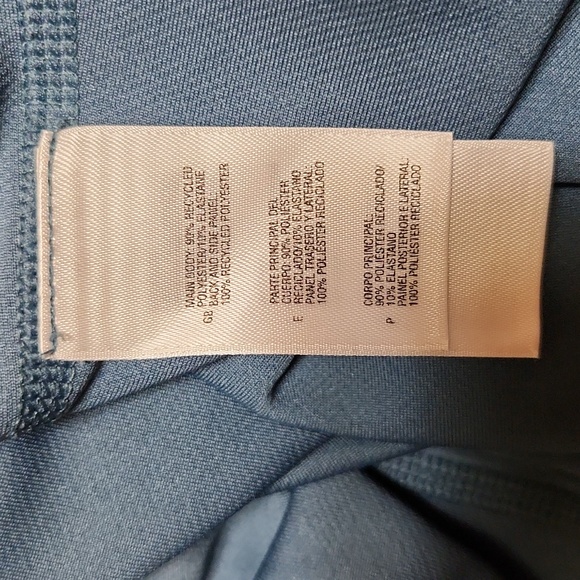 The North Face NWOT Bike Workout Shirt Small Petite - Picture 7 of 7